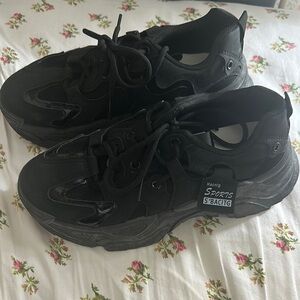 Black Sports Sneakers